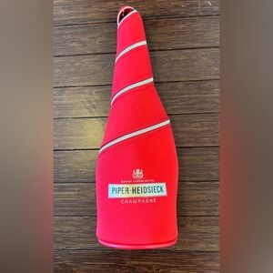 Piper-Heidsieck champagne bottle covers zip swirl